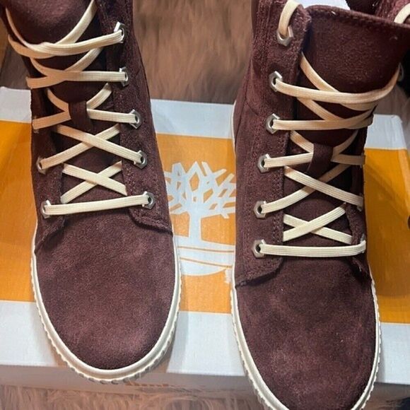 Timberland Women’s Skyla Bay 7" Burgundy Suede Sneaker Boot NIB shoes - Picture 2 of 15